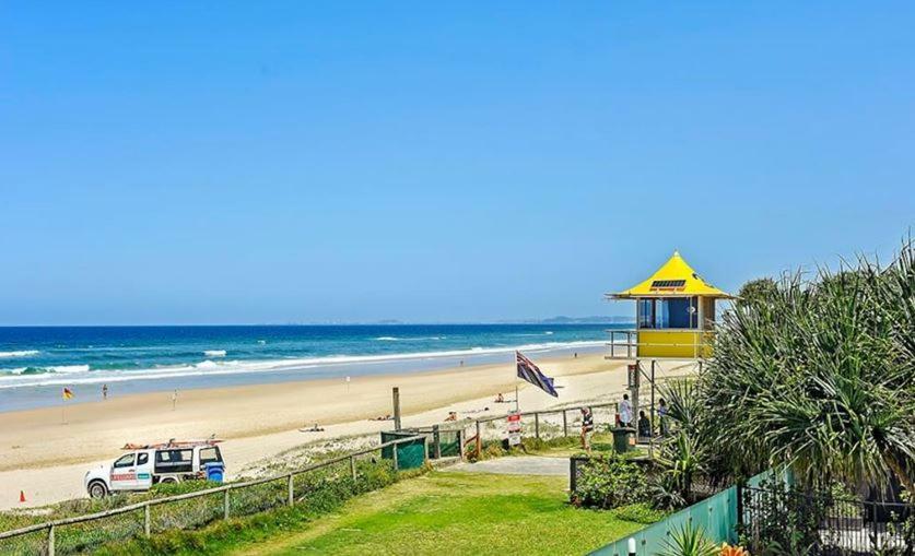 Beachfront Beauty! Gold Coast