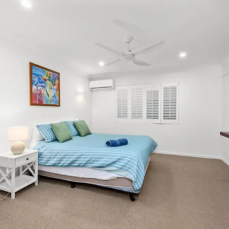 Beachfront Beauty! Gold Coast Exterior photo