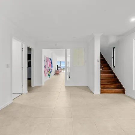 Beachfront Beauty! Gold Coast Exterior photo