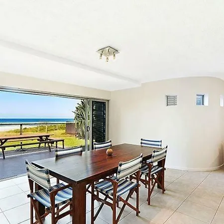 Beachfront Beauty! Gold Coast Exterior photo