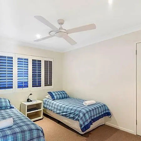 Beachfront Beauty! Gold Coast Exterior photo