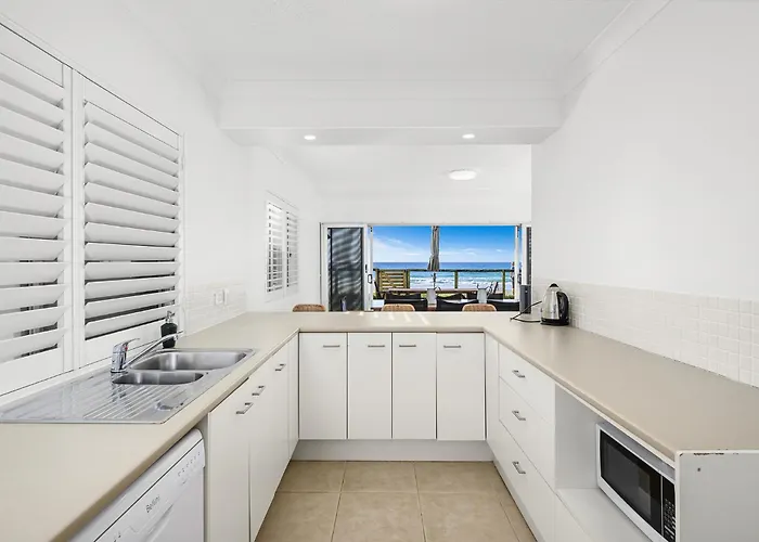 Beachfront Beauty!