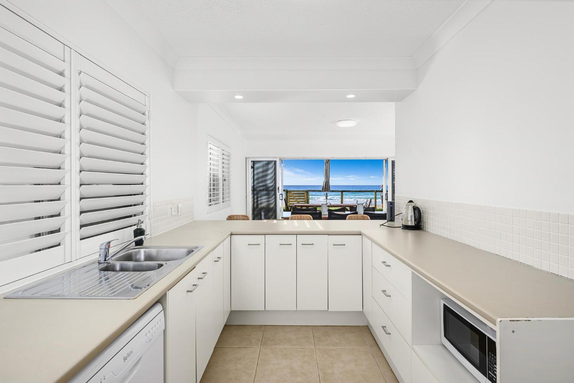 Beachfront Beauty! Gold Coast