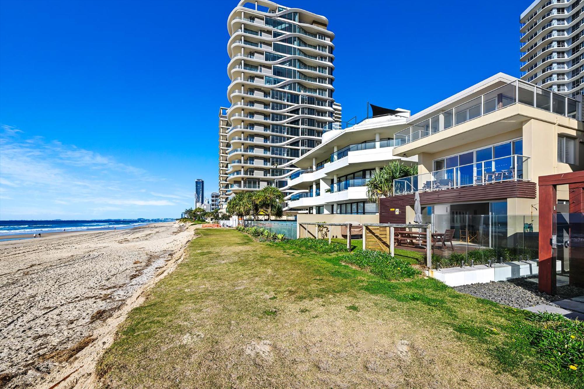 Beachfront Beauty! *