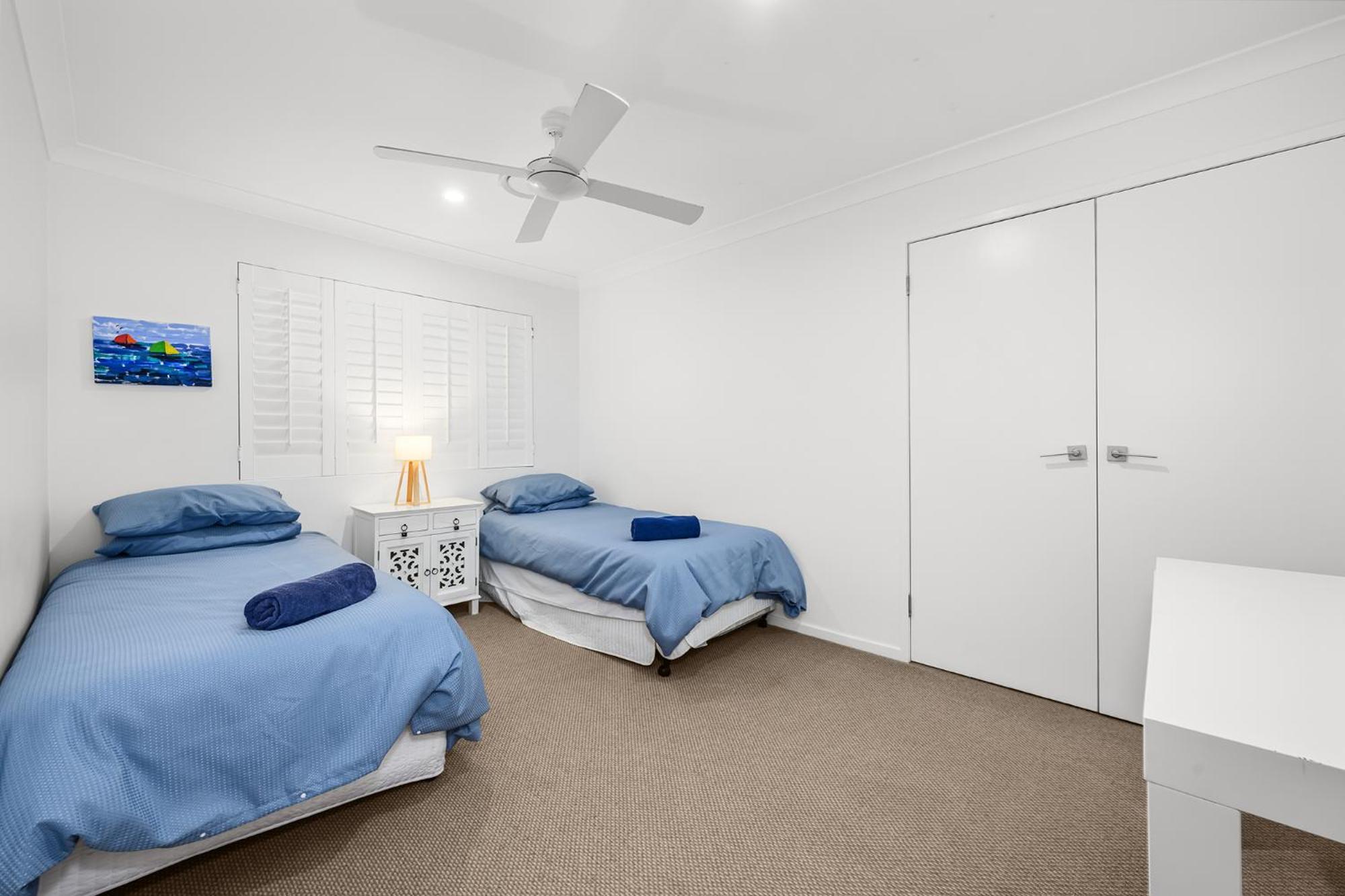 Holiday home Beachfront Beauty! *